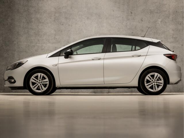 Opel ASTRA 1.2 Edition (APPLE CARPLAY, CAMERA, CRUISE, SPORTSTOELEN, LED KOPLAMPEN, PARKEERSENSOREN, LM VELGEN, NIEUWSTAAT)
