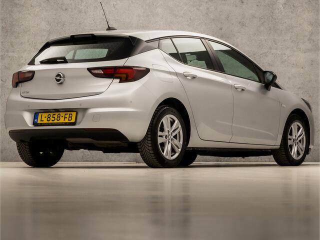 Opel ASTRA 1.2 Edition (APPLE CARPLAY, CAMERA, CRUISE, SPORTSTOELEN, LED KOPLAMPEN, PARKEERSENSOREN, LM VELGEN, NIEUWSTAAT)