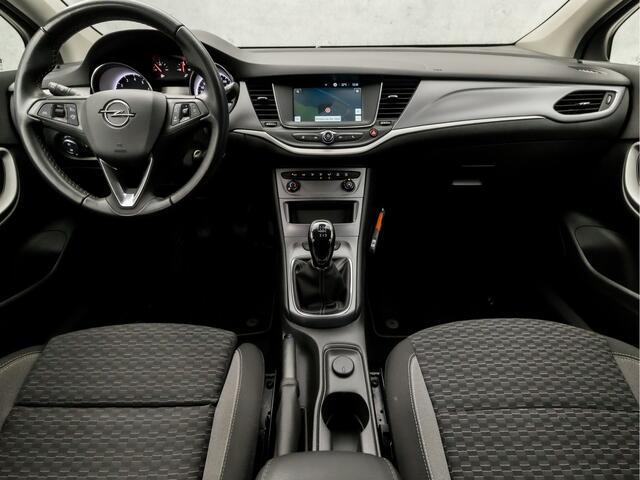 Opel ASTRA 1.2 Edition (APPLE CARPLAY, CAMERA, CRUISE, SPORTSTOELEN, LED KOPLAMPEN, PARKEERSENSOREN, LM VELGEN, NIEUWSTAAT)