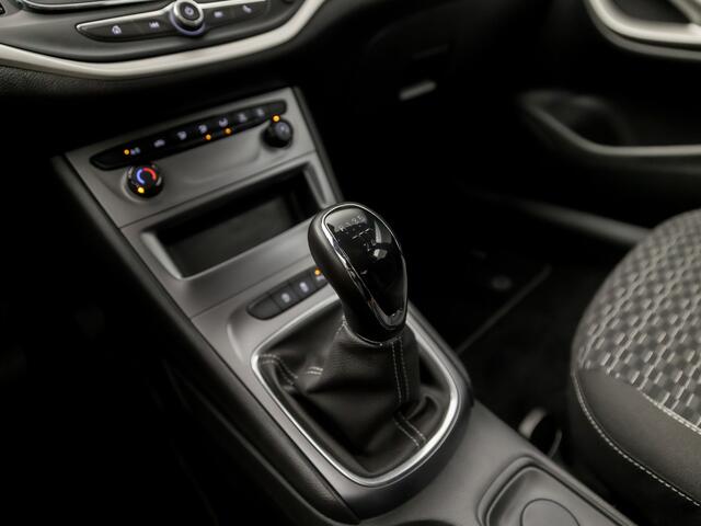 Opel ASTRA 1.2 Edition (APPLE CARPLAY, CAMERA, CRUISE, SPORTSTOELEN, LED KOPLAMPEN, PARKEERSENSOREN, LM VELGEN, NIEUWSTAAT)