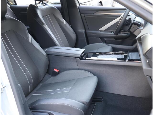 Opel ASTRA 130PK Turbo GS | AUTOMAAT | AppleCarPlay/AndroidAuto | 360° Camera | Keyless entry & Start | Navigatie | Stoel/Stuur verwarmd | AGR Bestuurdersstoel | Adaptive CruiseControl | Two-Tone |