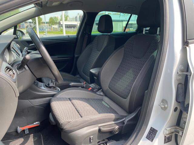 Opel ASTRA Sports Tourer BWJ 11-2020 | 1.2 111PK Bus Executive | CLIMA | CAMERA | NAVI | CRUISE | SPORTSTOELEN | CARPLAY | PDC