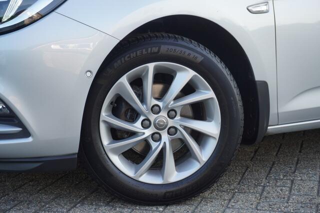 Opel ASTRA Sports Tourer 1.4 Turbo Innovation / Trekhaak / Camera/ AGR-stoelen / Navi / DAB+