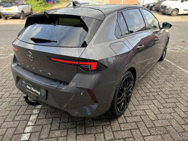 Opel ASTRA 1.2 GS Line Automaat Trekhaak/Stoel en stuurverwarming/ECC/Camera.