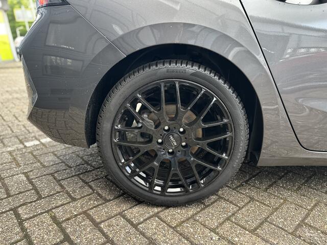 Opel ASTRA 1.2 GS Line Automaat Trekhaak/Stoel en stuurverwarming/ECC/Camera.