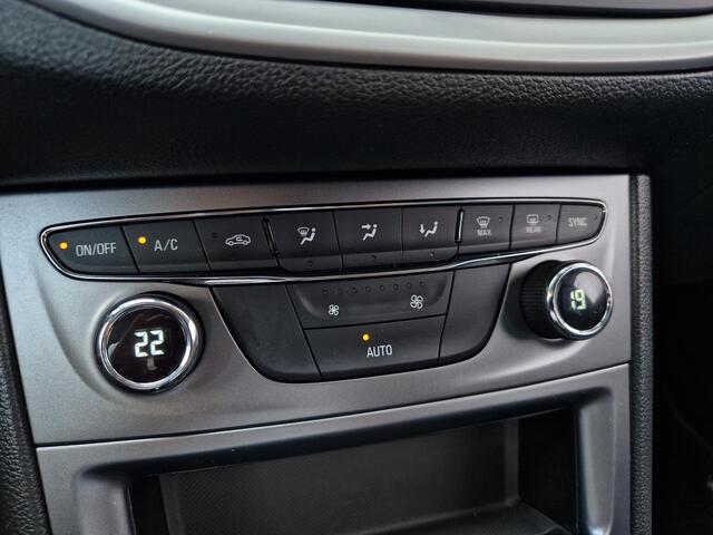 Opel ASTRA 1.0 Turbo 120 Jaar Edition | Clima | Android Auto / Apple Carplay | Camera | PDC | Navi |