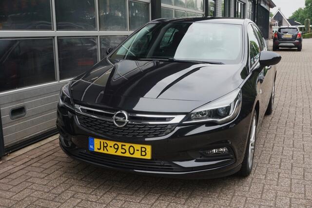 Opel ASTRA 1.4 Edition Navi/Trekhaak!
