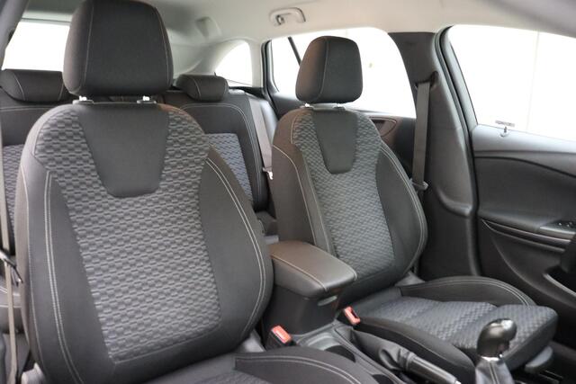 Opel ASTRA Sports Tourer 1.0 Edition | Climate control | Navigatie | Trekhaak | Comfort stoelen | Weinig kilometers | Lichtmetalen velgen | Cruise control | Camera