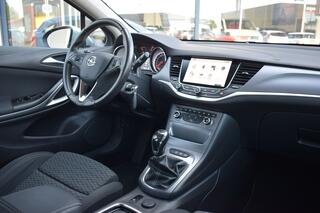 opel-astra-sports-tourer-1.4-busine