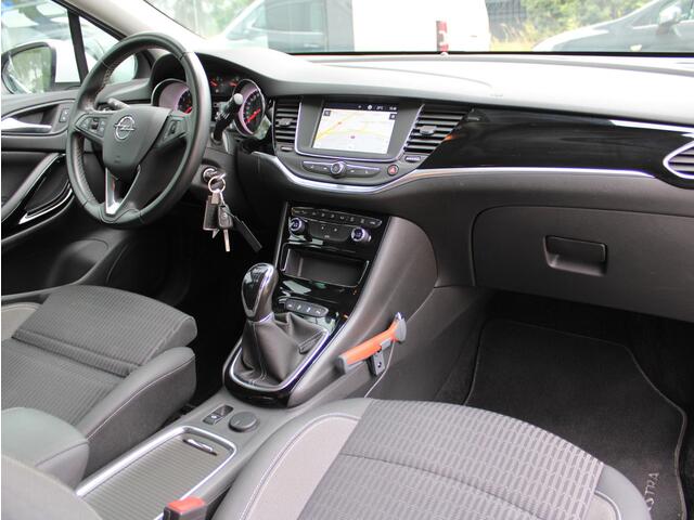 Opel ASTRA Sports Tourer 1.2 Elegance | Navi / Camera / Climate