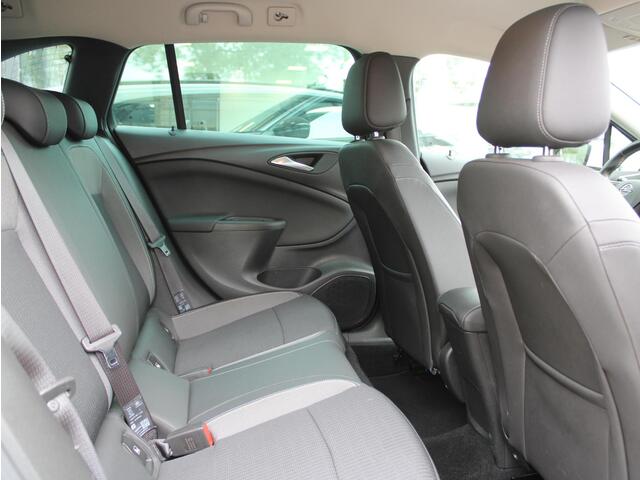 Opel ASTRA Sports Tourer 1.2 Elegance | Navi / Camera / Climate