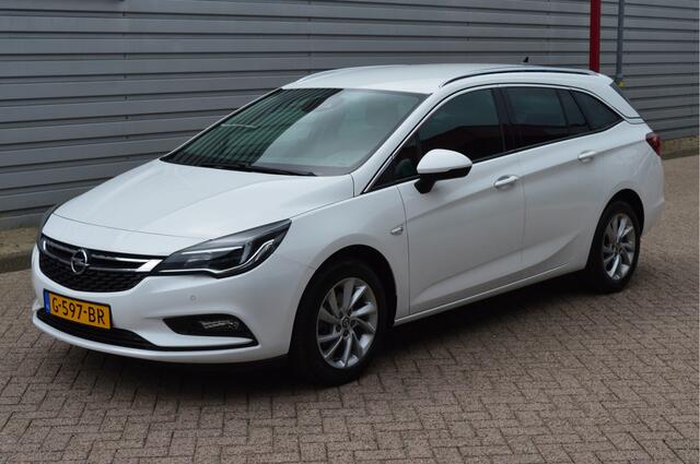 Opel ASTRA Sports Tourer 1.4 Turbo Business Executive O.a: Haak, PDC, Carplay, Clima, Navi, Cruise, Etc. All-in prijs!