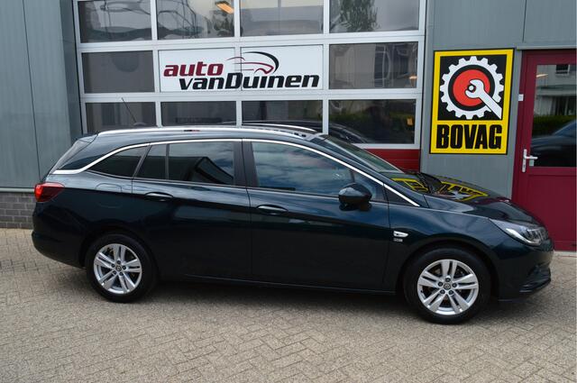 Opel ASTRA Sports Tourer 1.4 Turbo 120 Jaar Edition O.a: Navi, Clima, Cruise, PDC, Carplay, Rijklaar, Etc. All-in prijs!