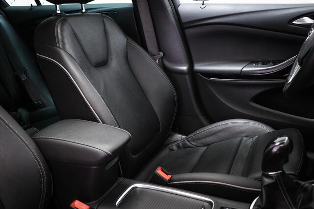 Opel ASTRA Sports Tourer 1.4 Innovation | LEDER/ INNOVATION+/ INTELLILINK- PACK | TREKHAAK | 18"