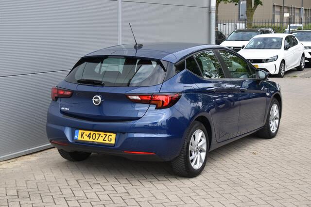 Opel ASTRA 1.2 Edition NAVI / CAMERA / TREKHAAK / Dubb. AGR stoel