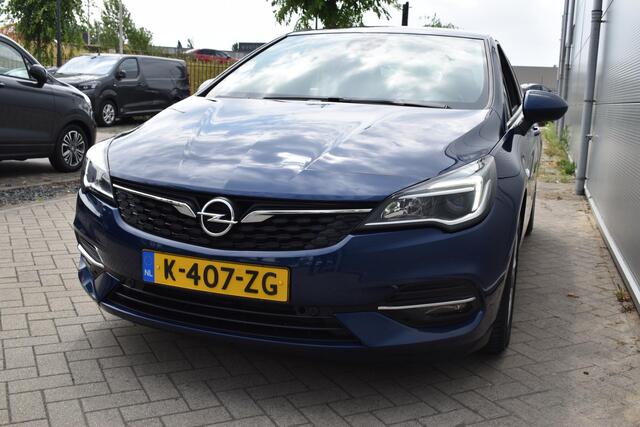 Opel ASTRA 1.2 Edition NAVI / CAMERA / TREKHAAK / Dubb. AGR stoel
