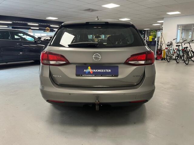 Opel ASTRA 1.4 Turbo Innovation