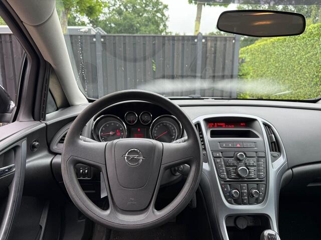 Opel ASTRA Sports Tourer 1.4 Trekhaak