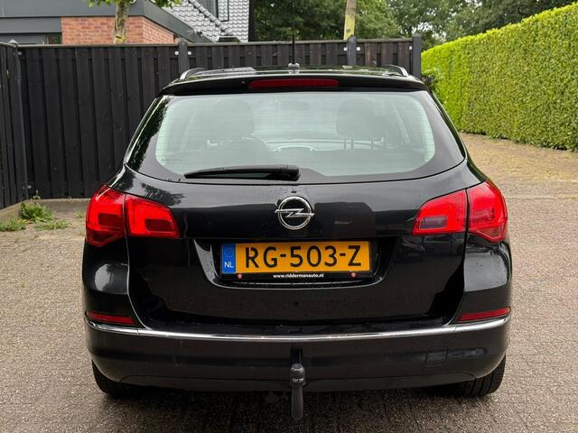 Opel ASTRA Sports Tourer 1.4 Trekhaak