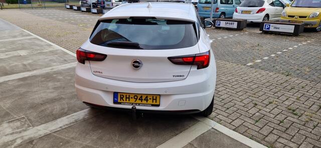 Opel ASTRA 1.4 Online Ed. Automaat