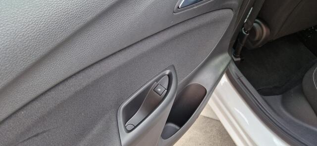 Opel ASTRA 1.4 Online Ed. Automaat