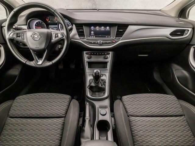 Opel ASTRA Sports Tourer 1.2 Edition (APPLE CARPLAY, LM VELGEN, DAB+, SPORTSTOELEN, PARKEERSENSOREN, CRUISE, TREKHAAK, NIEUWSTAAT)