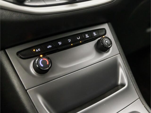 Opel ASTRA Sports Tourer 1.0 Sport+ (APPLE CARPLAY, GROOT NAVI, CRUISE, SPORTSTOELEN, PARKEERSENSOREN, DAB+, TREKHAAK, ELEK PAKKET, NIEUWE APK, NIEUWSTAAT)