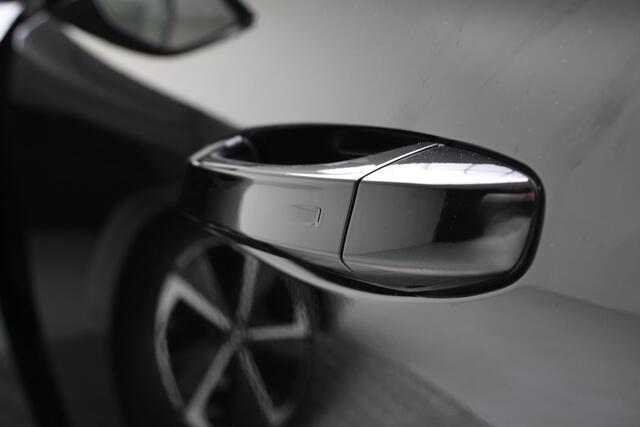 Opel ASTRA 1.2 Business Elegance | Automaat | afn. trekhaak | Camera + PDC v&a / AGR Stoelen / Keyless / Carplay / Navi / Blind Spot