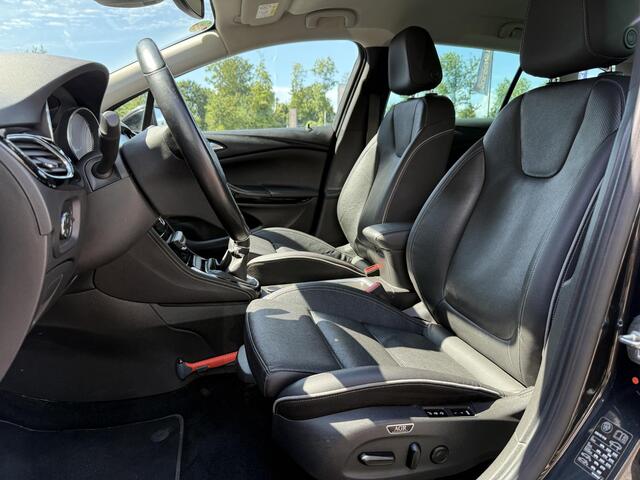 Opel ASTRA Sports Tourer 1.4 Innovation 2e Eigenaar,Camera,Trekhaak,Navi,6 Bak,Stoelverwarming,Stoelventilatie,Stuurverwarming,150pk,Pdc V+A,Apk tot 07-2026