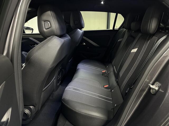 Opel ASTRA 1.2 130PK Turbo GS | AppleCarPlay/AndroidAuto | 360° Camera | Navigatie | Stoel/Stuur verwarmd | AGR Bestuurdersstoel | Adaptive CruiseControl | Two-Tone | Privacy Glass | Isofix |