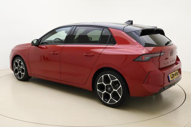 Opel ASTRA 1.2 Turbo 136pk Hybrid Automaat Ultimate | Alcantara | Camera | Adapt. Cruise control | Navigatie | Panoramadak | Matrix LED verlichting | Keyless | Stoel- en stuurverwarming | 18" Lichtmetalen velgen