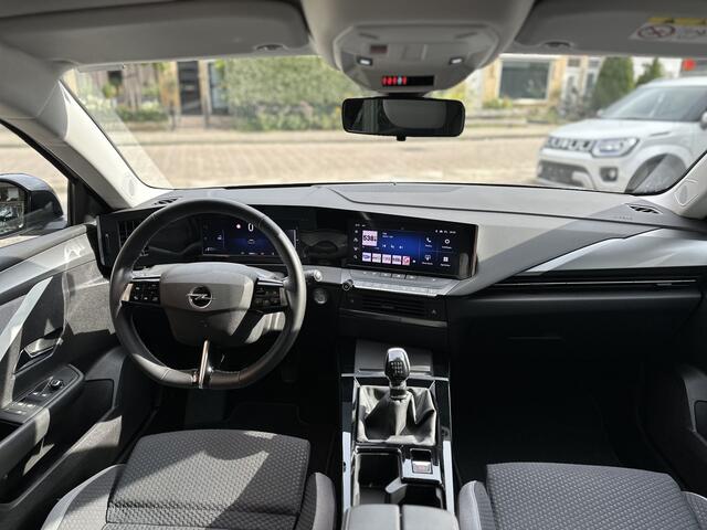 Opel ASTRA 1.2 Edition AGR stoelen/ Stoel Verwarming / ECC / Camera.