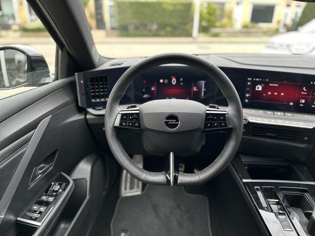 Opel ASTRA Sports Tourer 1.2 Turbo GS Automaat Key less/Camera V+A/Stoel en stuurverwarming.
