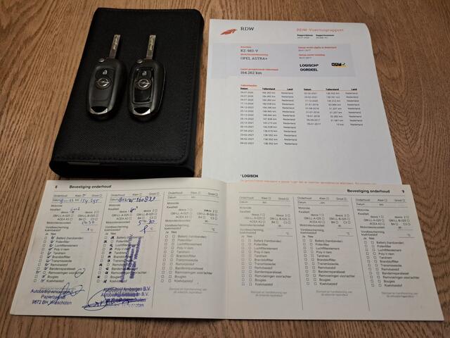 Opel ASTRA 1.4 Business+ + NAVI + SCHUIFDAK !