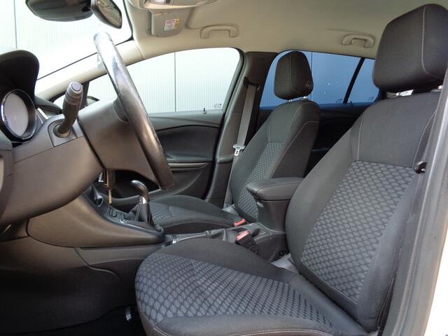Opel ASTRA Sports Tourer ,Camera,Navi,Trekhaak!