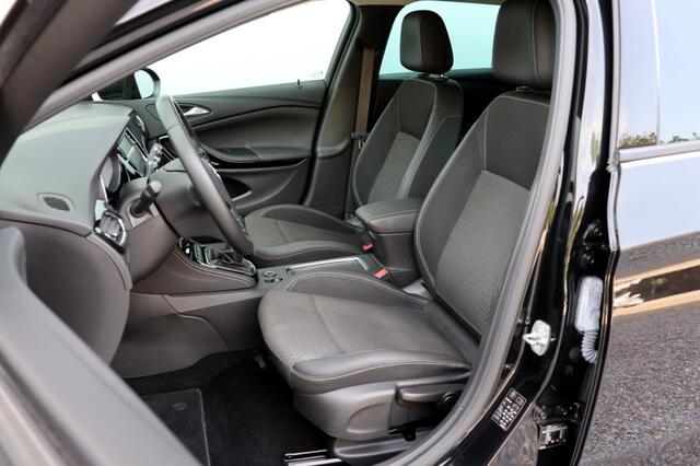 Opel ASTRA Sports Tourer 1.4 Turbo - 150 pk **Camera / Carplay / Navi