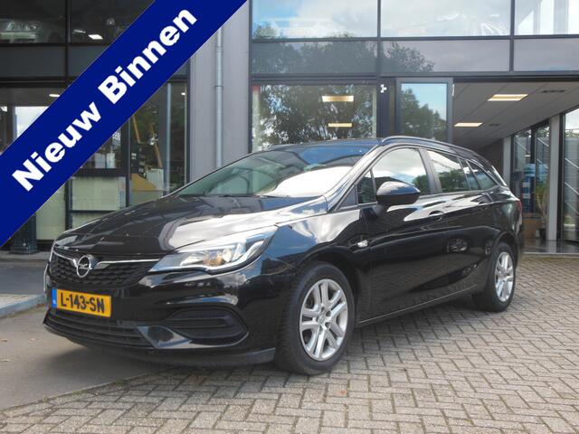 Opel ASTRA Sports Tourer 1.2 Edition Staat in De Krim