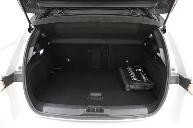 Opel ASTRA 1.2 Level 4 Automaat | Navigatie | Camera | Keyless | Lichtmetalen velgen | Zwart dak | Stoel & Stuurverwarming | Getint glas