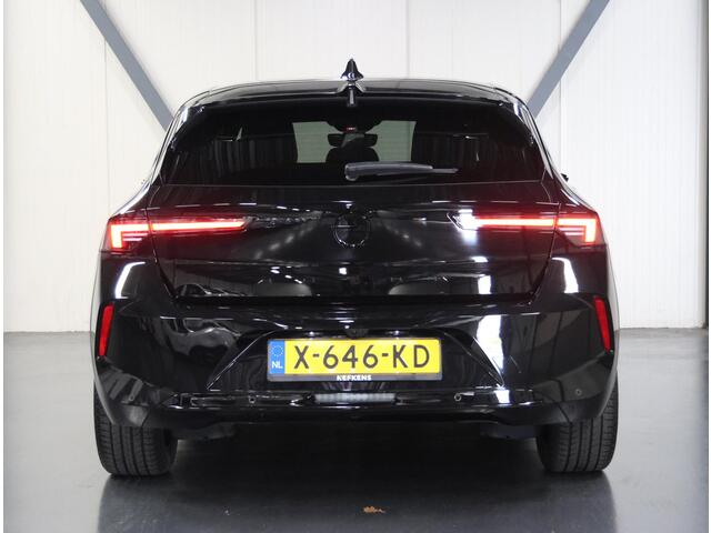 Opel ASTRA 1.2 130PK Turbo GS | AUTOMAAT | AppleCarPlay/AndroidAuto | 360° Camera | Keyless entry & Start | Stoel/Stuur verwarmd | AGR Bestuurdersstoel | Adaptive Cruise Control | Black Edition! |