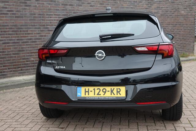 Opel ASTRA 1.2 Business Edition, zwart, 5 deurs, navigatie, prachtige auto! Nieuwe distributie!