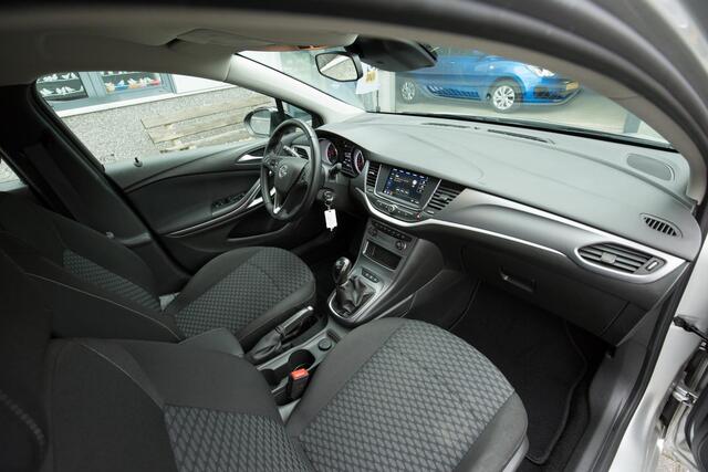 Opel ASTRA Sports Tourer 1.2 Business Edition