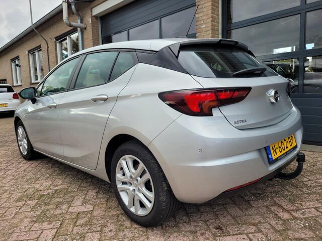 Opel ASTRA 1.2 Turbo 131pk Business Edition carplay, sport stoel, trekhaak, led