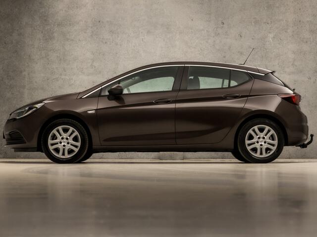 Opel ASTRA 1.4 Turbo Sport 150Pk Automaat (APPLE CARPLAY, GROOT NAVI, CLIMATE, LM VELGEN, SPORTSTOELEN, TREKHAAK, PARKEERSENSOREN, NIEUWE APK, NIEUWSTAAT)