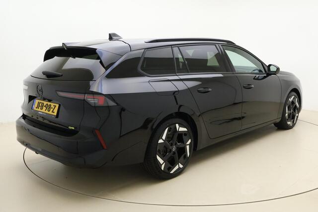 Opel ASTRA Sports Tourer 1.6 Turbo Plug In Hybrid 225 pk GSE | Alcantara bekleding | HUD | 18" LMV | Black pakket | Matrix verlichting | Winterpakket | Actieve vering |