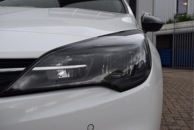 Opel ASTRA Sports Tourer 1.2 Business Elegance | Trekhaak | Camera | NL-Auto