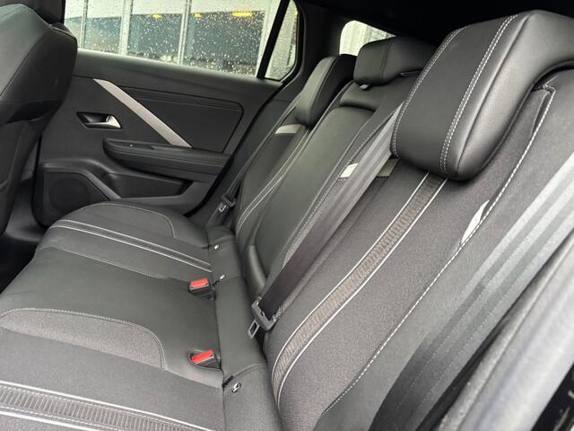 Opel ASTRA 1.2 TURBO GS AUTOMAAT BLACKLINE PANORAMADAK LMV CAMERA360