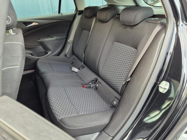 Opel ASTRA Sports Tourer 1.4 Turbo Edition | Automaat | Clima | Trekhaak | Cruise | Elek.ramen