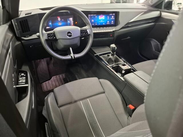 Opel ASTRA 1.2 Turbo 130pk GS / Camera / Stoel- en stuurverwarming / Adaptive Cruise / Head-up-display