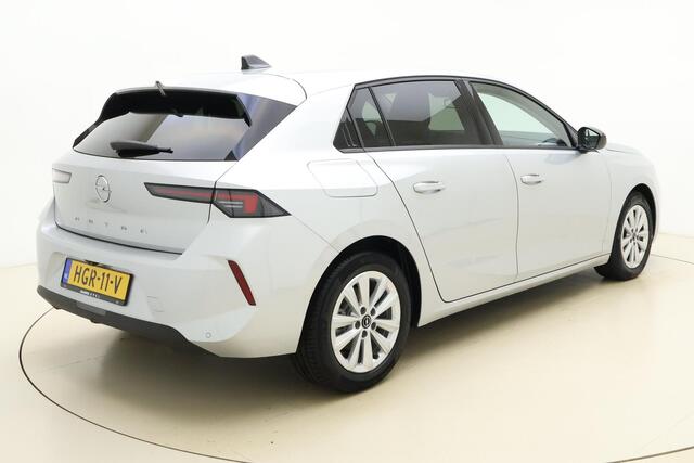 Opel ASTRA 1.2 Turbo 110pk Business Edition | Navigatie | Camera | Climate control | Adapt. Cruise control | Keyless | Stoel- en stuurverwarming | Parkeersensoren