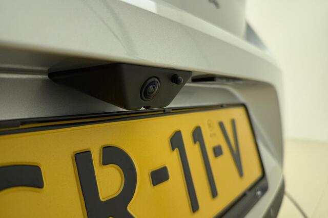 Opel ASTRA 1.2 Turbo 110pk Business Edition | Navigatie | Camera | Climate control | Adapt. Cruise control | Keyless | Stoel- en stuurverwarming | Parkeersensoren